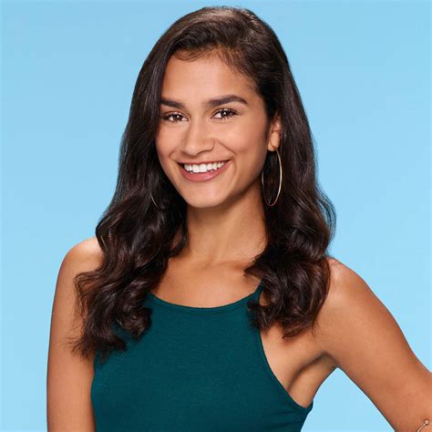 bachelor nation stars weigh in on taylor nolan s past controversial tweets