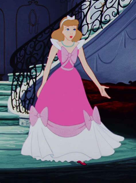 The 37 Best Disney Princess Outfits Ranked