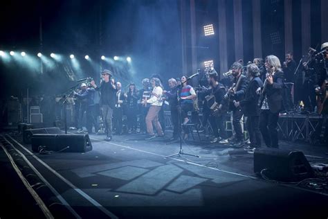 Per i 40 anni di "Rimmel", Francesco De Gregori fa festa con 12 mila