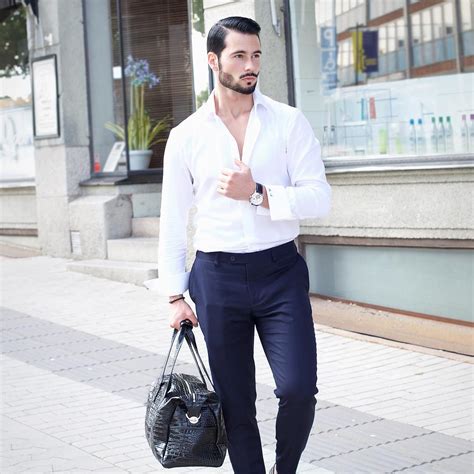 How To Wear A White Shirt For Men