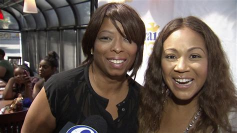 Gospel Artist Erica Campbell Of Mary Mary Greets Fans In Philly 6abc Philadelphia