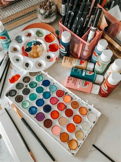 THINGS YOU CAN PAINT ON | Artist aesthetic, Art hoe aesthetic