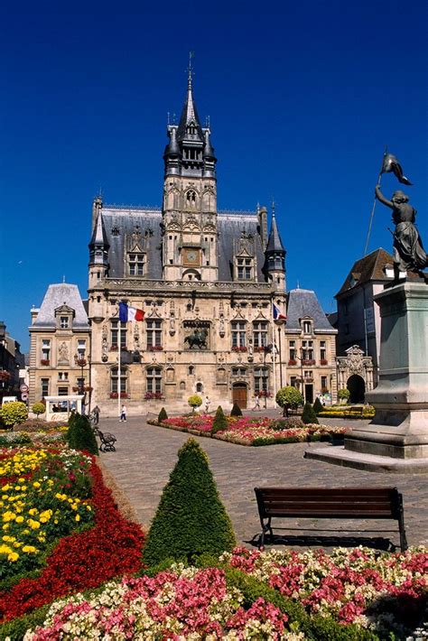 Book hotels and other accommodations near musee de la figurine historique. Hôtel de ville de Compiègne photo et image | europe ...