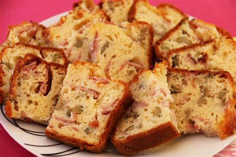 Cake de Sophie au jambon et aux olives
