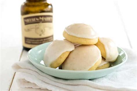 Vanilla Cookies With Vanilla Bean Glaze Kitchen Gidget