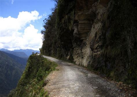 A Terrifying Tour Of The Worlds Most Dangerous Road North Yungas In