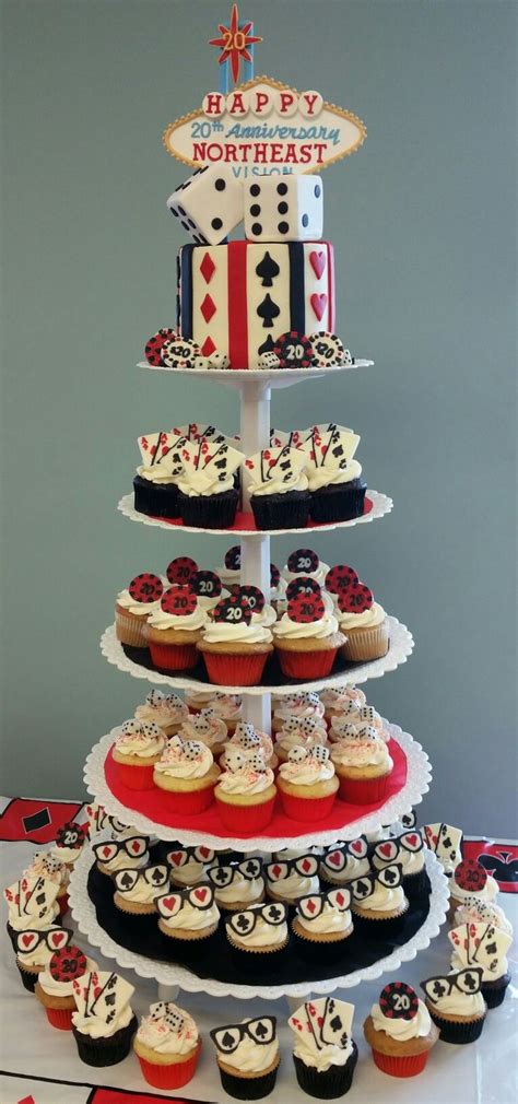 Casino royale fète casino casino cakes casino table casino rentals teen party themes casino party decorations casino theme parties party centerpieces. De 25+ bedste idéer inden for Casino party decorations på ...