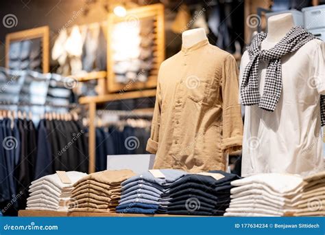 Men Shirt Display On Mannequin In Clothes Shop Royalty Free Stock Image