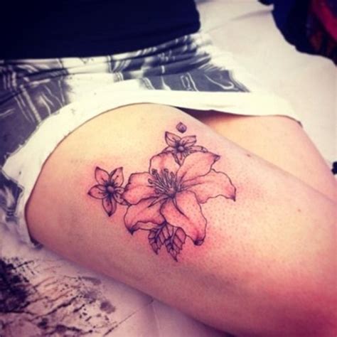 Flowers Tattoos On Thigh For Women Thigh Piece Tattoos Tattoos