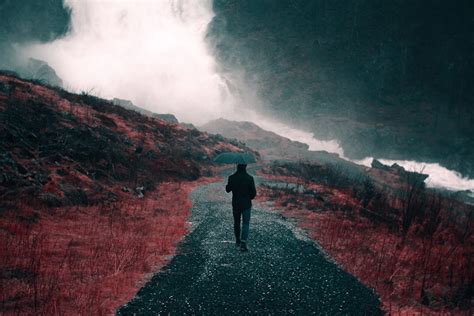 Walking In The Rain Pictures Download Free Images On Unsplash
