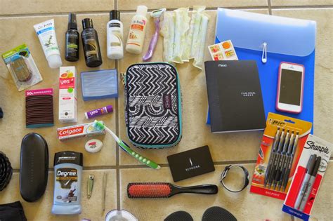 Wear appropriate civilian clothing, at least 20 bucks in cash, prescription glasses/contacts (so medical can make military issued glasses for you later) and enlistment contracts and meps (medical paperwork, etc) documents (your recruiter can tell you what to bring in detail). Air Force Basic Training Packing List 2016