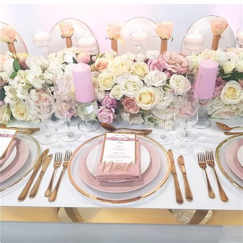 Perfect Table Set For Weddings With Pink And Ivory Flowers Dinner