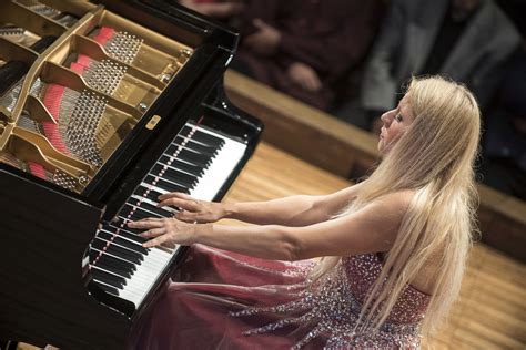 Valentina Lisitsa Piano Recital Dvořákova Praha