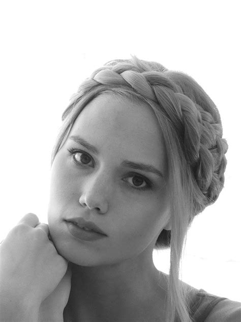 do it yourself beauty tutorial on how to do your own milkmaid braids1 milkmaid braid milkmaid