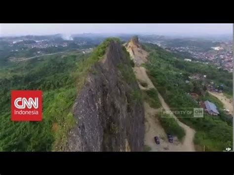 Dan di depan mata mereka katakanlah kepada bukit batu itu. Indahnya Bukit Batu Putih di Samarinda, Kalimantan Timur ...