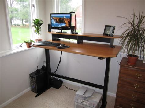 Standing desks encourage movement and make you more productive. Homemade Standing Desk Showcases Creative Idea that Helps ...