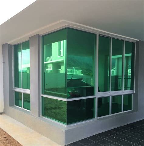 We are offering supply and install the following glass and aluminium work for the residents and commercial units, with establish capital and work sources. Design Tingkap Rumah | Desainrumahid.com