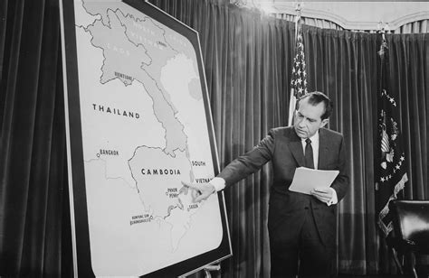 January 23 1973 Nixon Announces A Peace Agreement To End The Vietnam