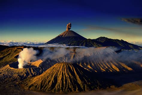 Full Picture Bromo Mountain Indonesia