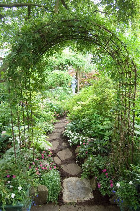 Arch In Back Yard Garden Archway Beautiful Gardens Garden Arches
