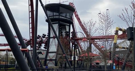 Photos Six Flags Great America Reopens Coasters For First