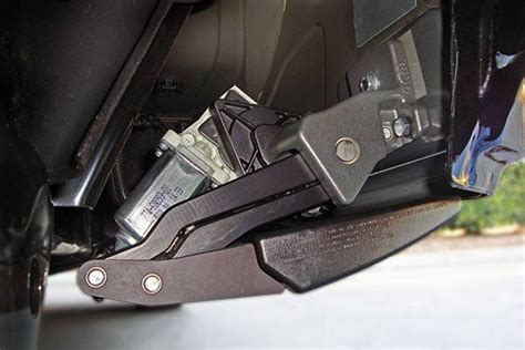 Amp Research PowerStep™ | Toyota Tundra CrewMax/DoubleCab, Sequoia 2007