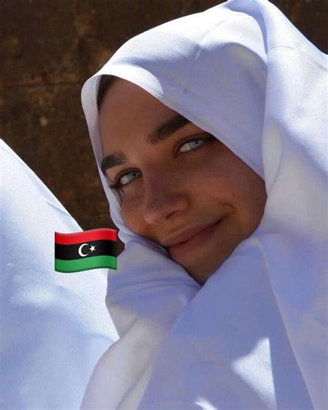 Pin By Yahya Wafik On Libyans Hijabi Girl Hijabi People