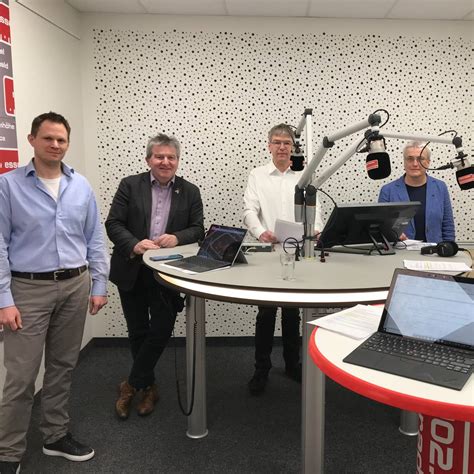 Maybe you would like to learn more about one of these? Radio Essen: Sondersendung rund um Corona mit Euren Fragen ...