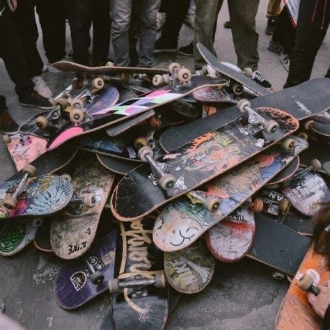 Pin By H Y On Teenage Dirtbag Skateboard Photography Skateboard