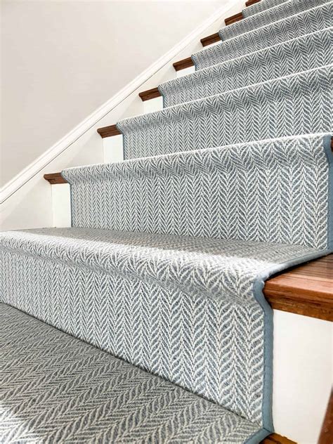 Hollywood Vs Waterfall Stair Runners Whats The Difference