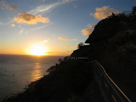 Sunset Hike To Diamond Head In Hawaii Seetheworldinmyeyes