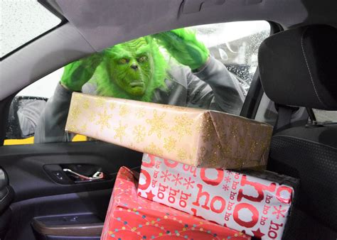Coquitlam Rcmp Dont Let The Grinch Steal Your Christmas