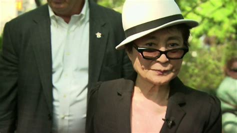 Yoko Ono Hospitalized In New York Wgn Tv