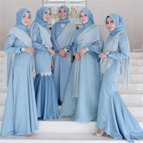 Warna Baju Bridesmaid 12 Inspirasi Seragam Bridesmaid Hijab Warna Pastel Yang Cantik Jasmine