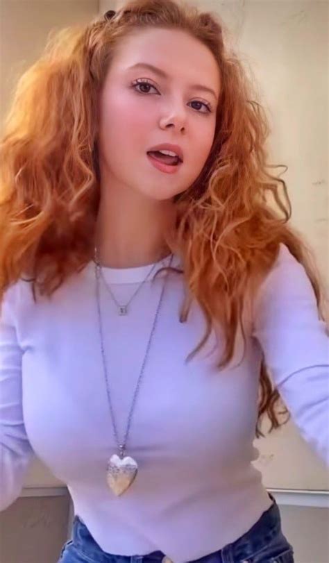 Francesca Capaldi 🤍 Beautiful Red Hair Gorgeous Redhead Pretty