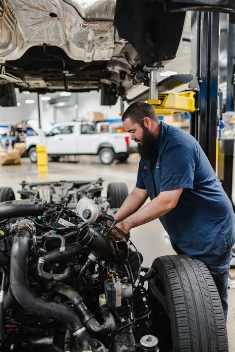Bozard Ford Lincoln | Top Shops for Technician Jobs in St. Augustine, FL