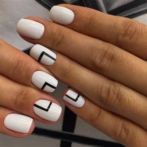 En el vídeo de hoy te muestro #pasoapaso como hacer una #decoración de #uñas #semipermanente. Fotos de Uñas Decoradas 2020 - Diseños, Modelos y Colores 【2020】