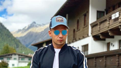 He is an actor and composer, known for pietro lombardi: Pietro Lombardi hat in einem Jahr 15 Kilo zugenommen ...