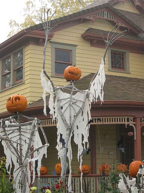 Diy Halloween Decorations Driveway