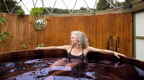 Hot Tub Benefits For Heart Health And More First For Women
