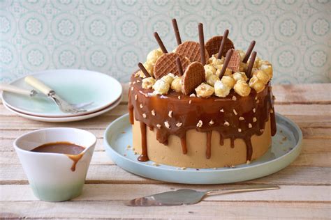 Cách Trang Trí Chocolate Caramel Cake Decoration để Tạo Bánh Ngọt Hoàn Hảo