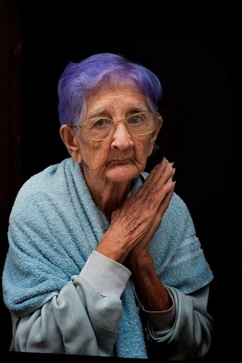 Бабушка С Фиолетовыми Волосами Фото Telegraph