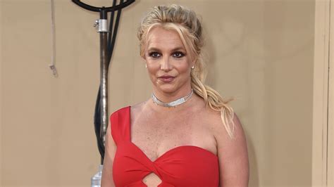 En Topless Y Diminuta Tanga Britney Spears Ret La Censura En Instagram