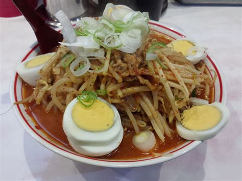 Mongko tanmen nakamoto is the official app! 蒙古タンメン中本 大宮店「味噌卵麺（麺大盛・野菜大盛）」を ...