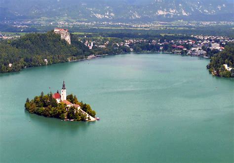 30 Beautiful Bled Castle Photos To Inspire You To Visit Lake Bled Slovenia