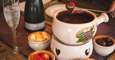 Sequência De Fondue No Malbec