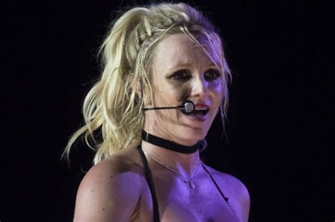 Libre De Britney Brighton Cable Guy Sexo Hardcore Twink