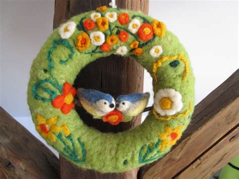 Handmade Felted Wreath With Birds Etsy Needle Felting Projects