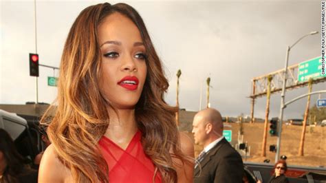 Rihanna Cancels Second Concert Due To Illness The Marquee Blog Cnn