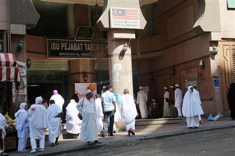 Bangunan lembaga urusan tabung haji (bluth) no. Laporan Jemaah Haji Malaysia: Dari Bandaraya Kuala Lumpur ...
